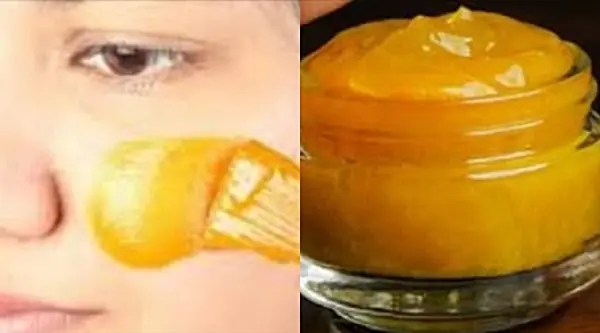 DIY Turmeric Gel for Dark Spots, Pimples and Blemishes