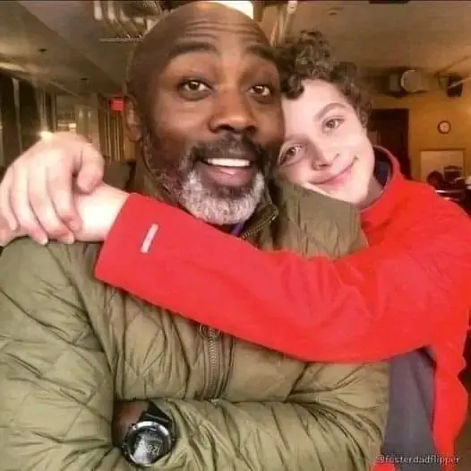 Single Dad Adopts 11-Year-Old Aband0ned Twice: A Forever Home Found