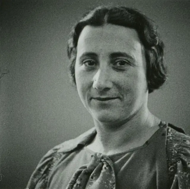 Edith Frank: The Unsung Hero Behind Anne Frank’s Diary and a Mother’s Enduring Love