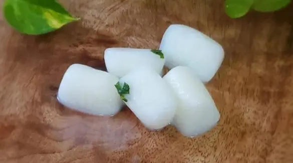 Homemade Rice Water Ice Cubes for Clear Skin: Shrink Large Pores and Achieve Radiant Skin