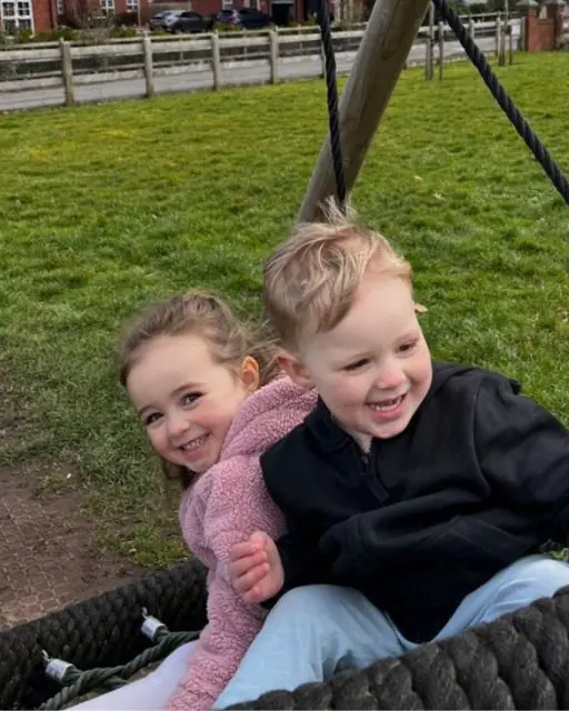 My Kids Thought They Were Just Playing on the Swing Until They Spoke of a Man I Couldn’t See