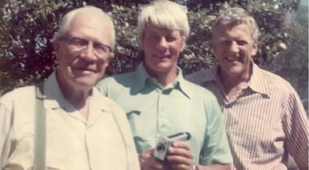 James Arness and Peter Graves: The Iconic Hollywood Brothers Who Shaped TV History