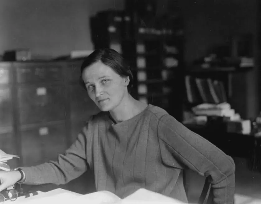 Pioneering Astronomer | The Story of Cecilia Payne-Gaposchkin