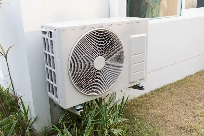 Why Is Your Air Conditioner’s Outdoor Unit Making Loud Noise Like a Leaf Blower? Causes and Fixes Explained