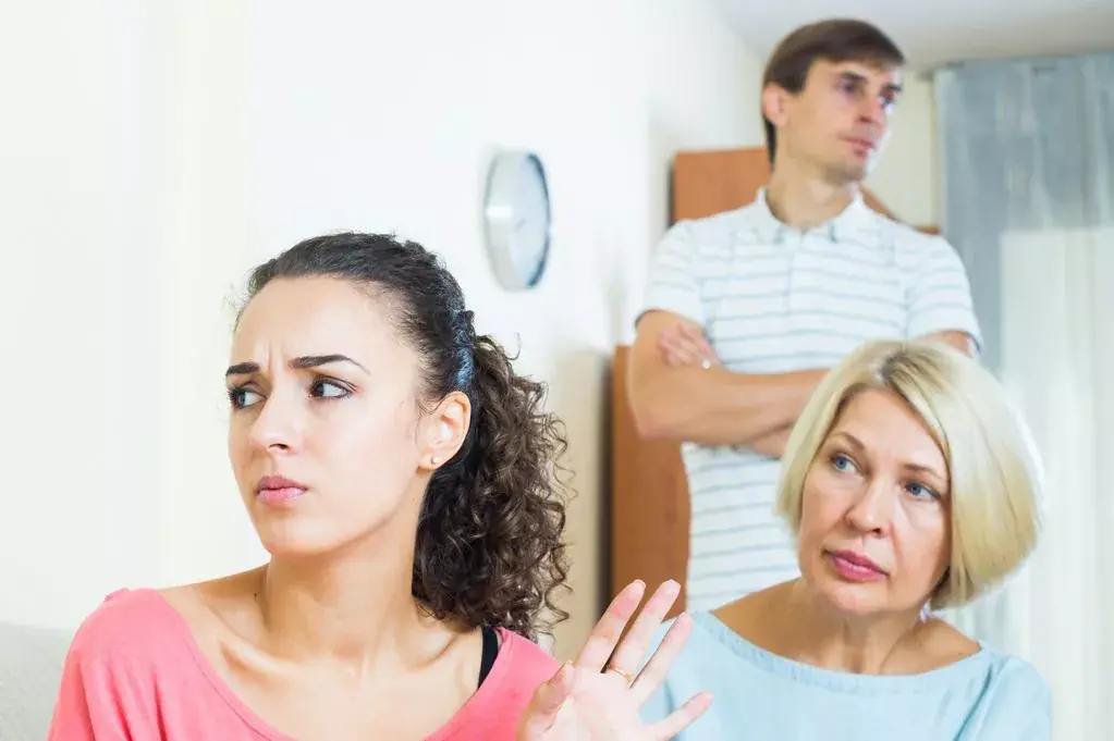 MY HUSBAND DISCOVERED HE HAS A DAUGHTER — BUT THEIR CLOSE BOND IS RAISING CONCERNS