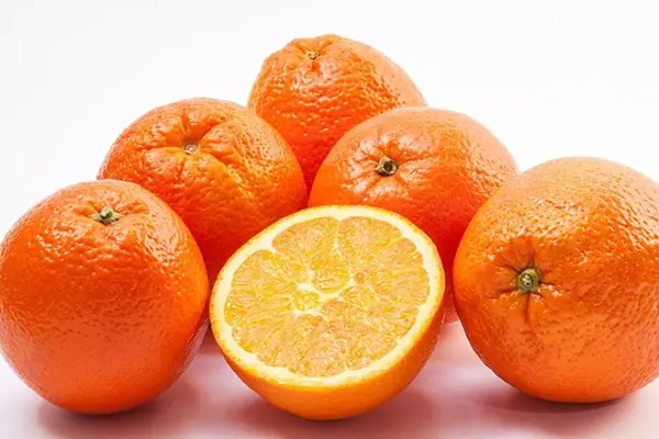 How to Choose the Sweetest, Juiciest Oranges: 4 Expert Tips You Need to Know