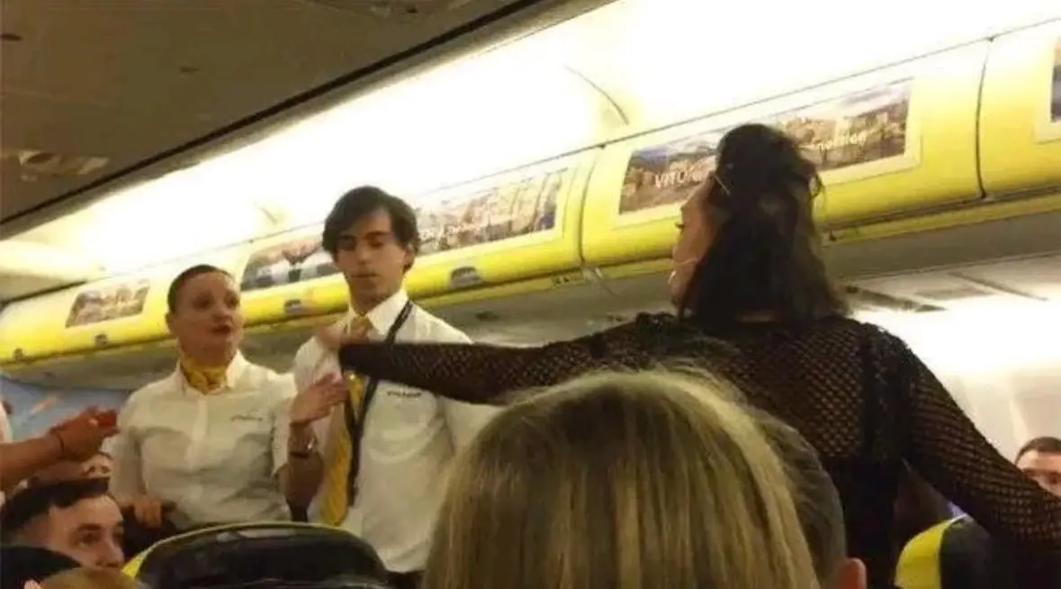 When Karma H!ts Back: The Unbelievable Airline Inc!dent That Had the Last Laugh