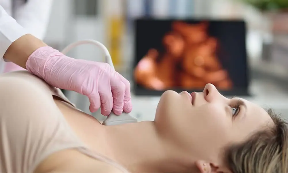 7 Early Warning Signs of Thyroid Issues You Shouldn't Ignore