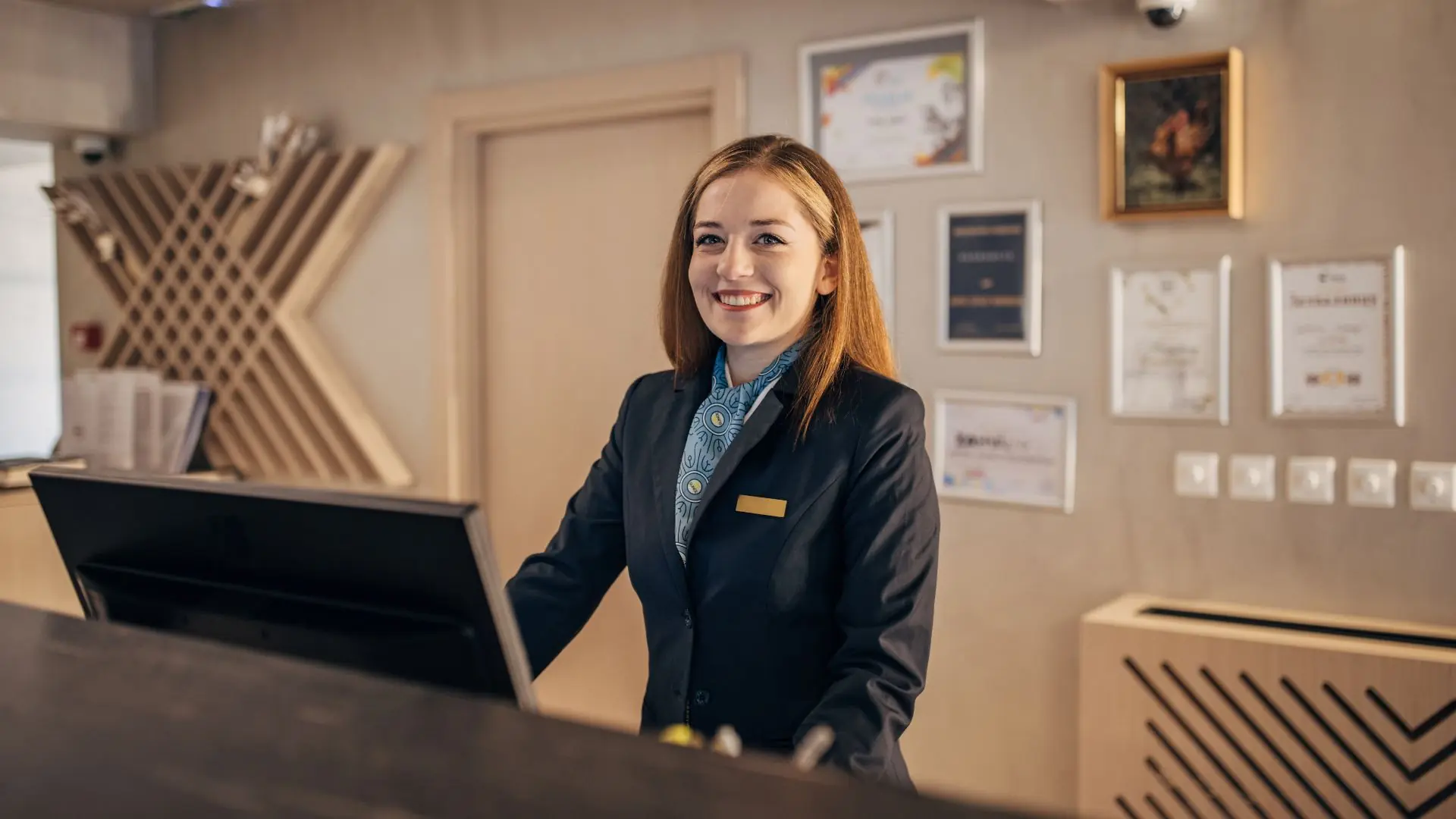 3 Phrases to Whisper to Hotel Receptionists for Unexpected Discounts and Upgraded Rooms