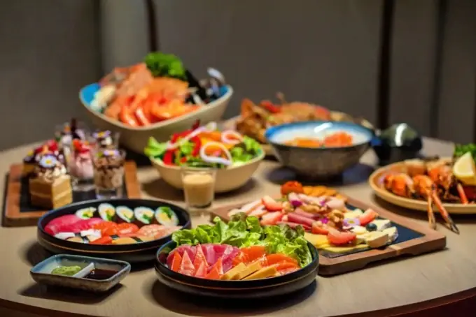 How to Enjoy a Buffet Without Feeling Shortchanged