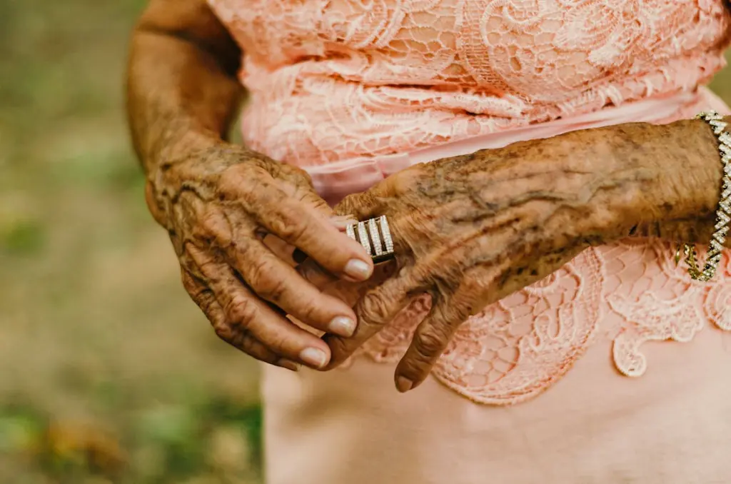 Doctor's Warning: What You Should NEVER Ignore About Bulging Ve!ns