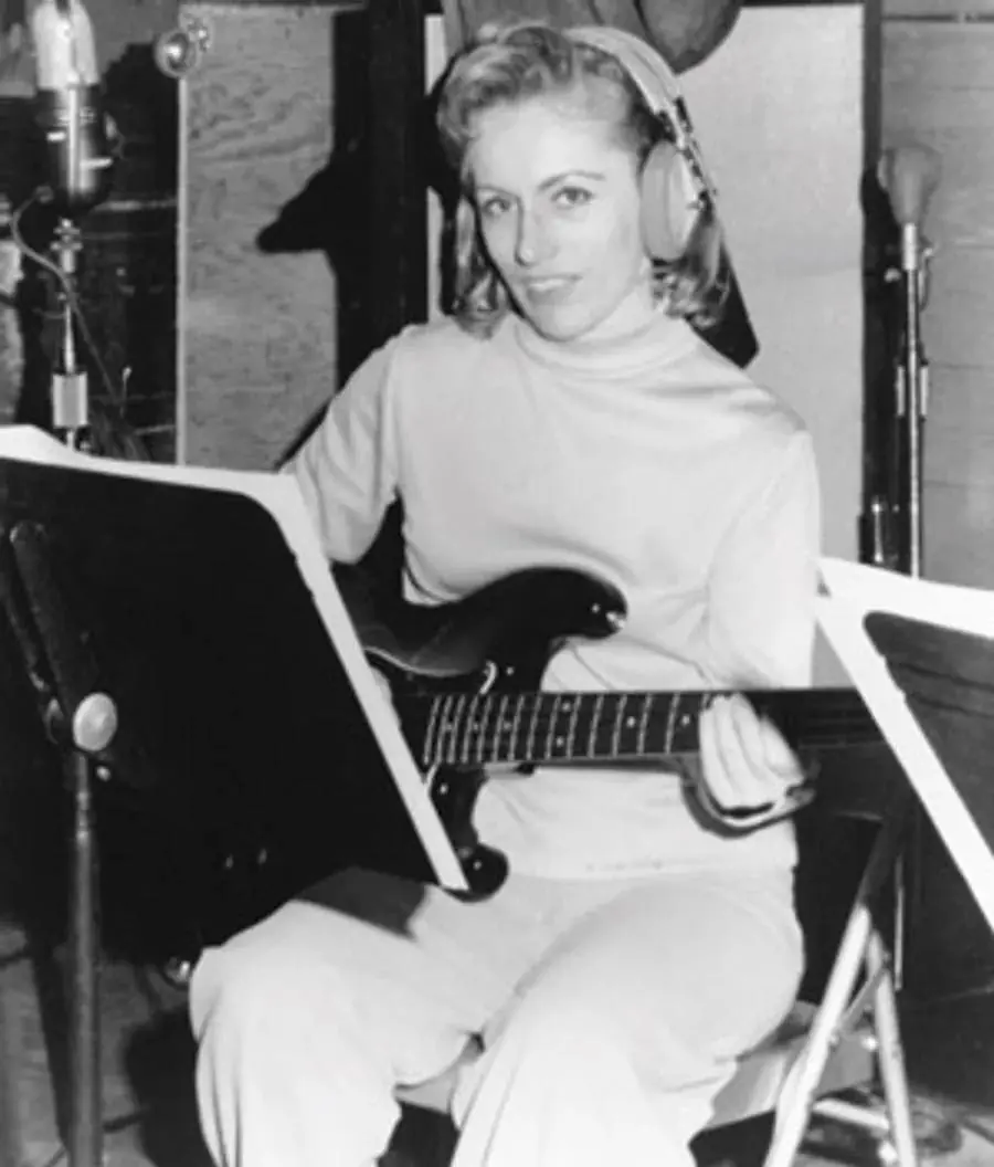 Carol Kaye Declines Rock and Roll Hall of Fame Induction, Stands by Legacy of Teamwork