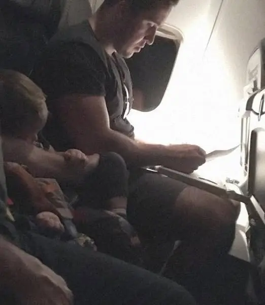 Flying with Heart: How a Stranger's Kindness Eased a Mother's Flight Anxiety