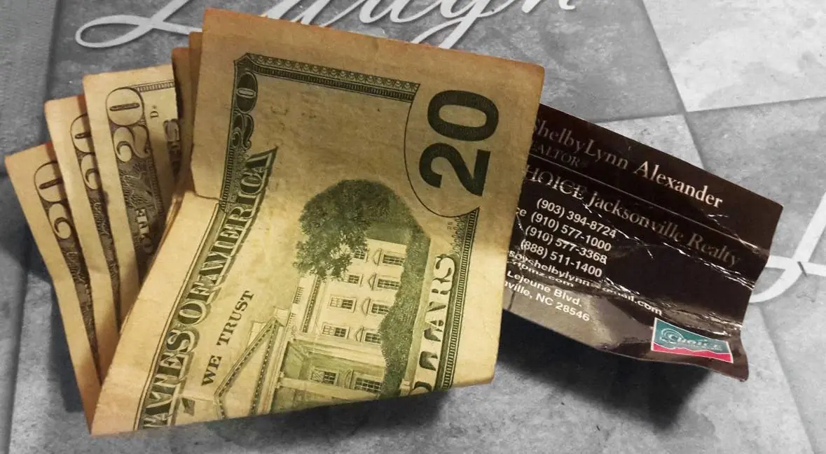 The Circle of Kindness: How a 'Pay It Forward' Promise Came Full Circle for a Real Estate Agent