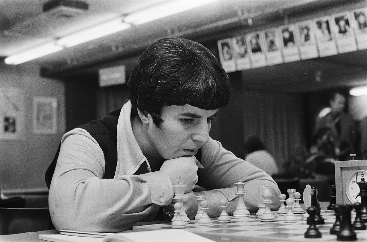 The Real-Life Chess Champion Who Defied Gender Norms: Nona Gaprindashvili's Legacy